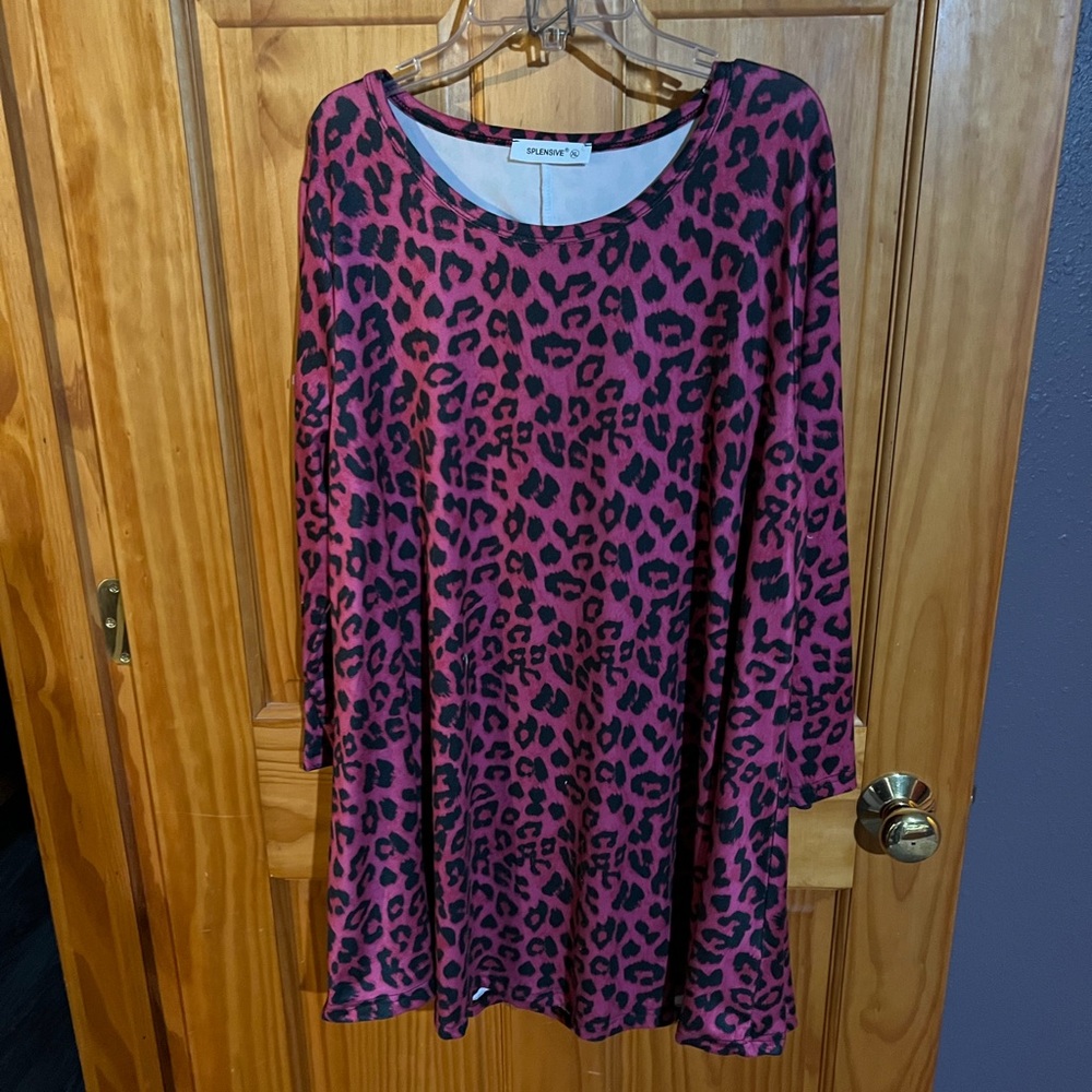 Splensive. Pink Leopard Print Tunic Top XL
